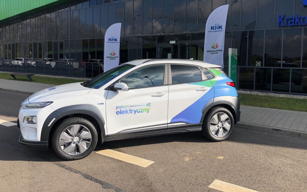 47 samochodów Hyundai KONA Electric trafiło do spółek publicznych miasta Kraków