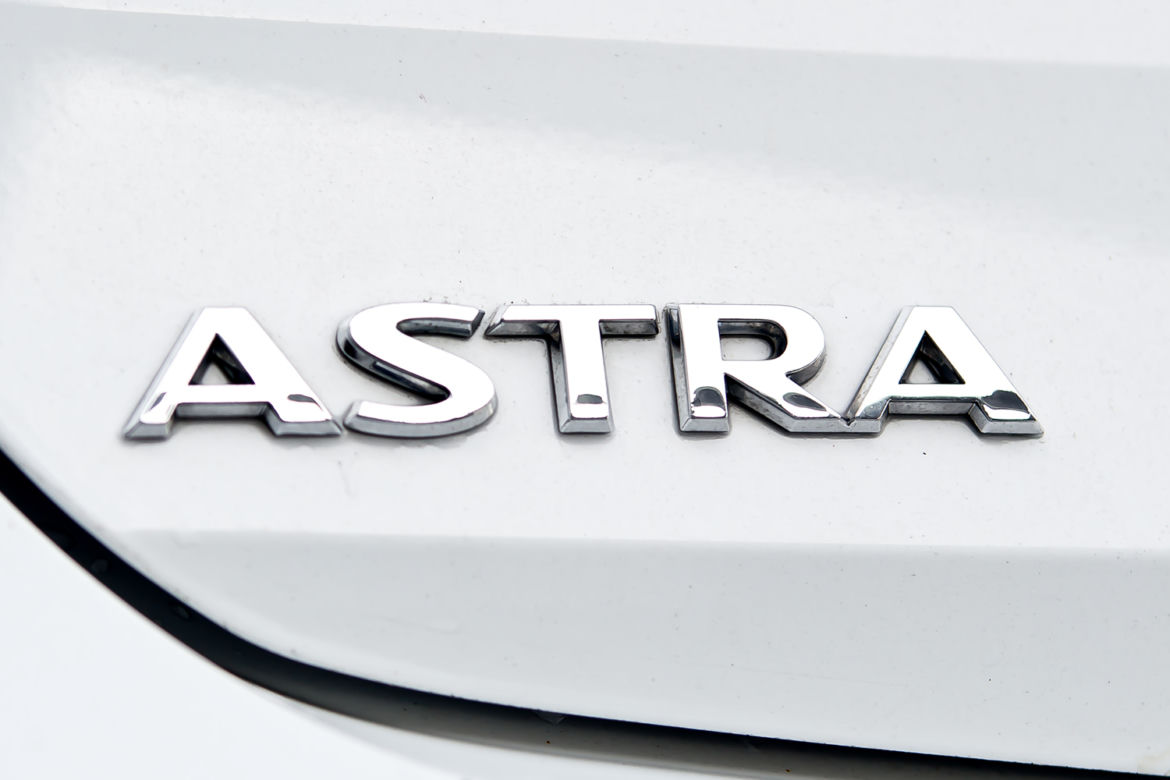 Opel Astra 1.6 CDTi Elite  