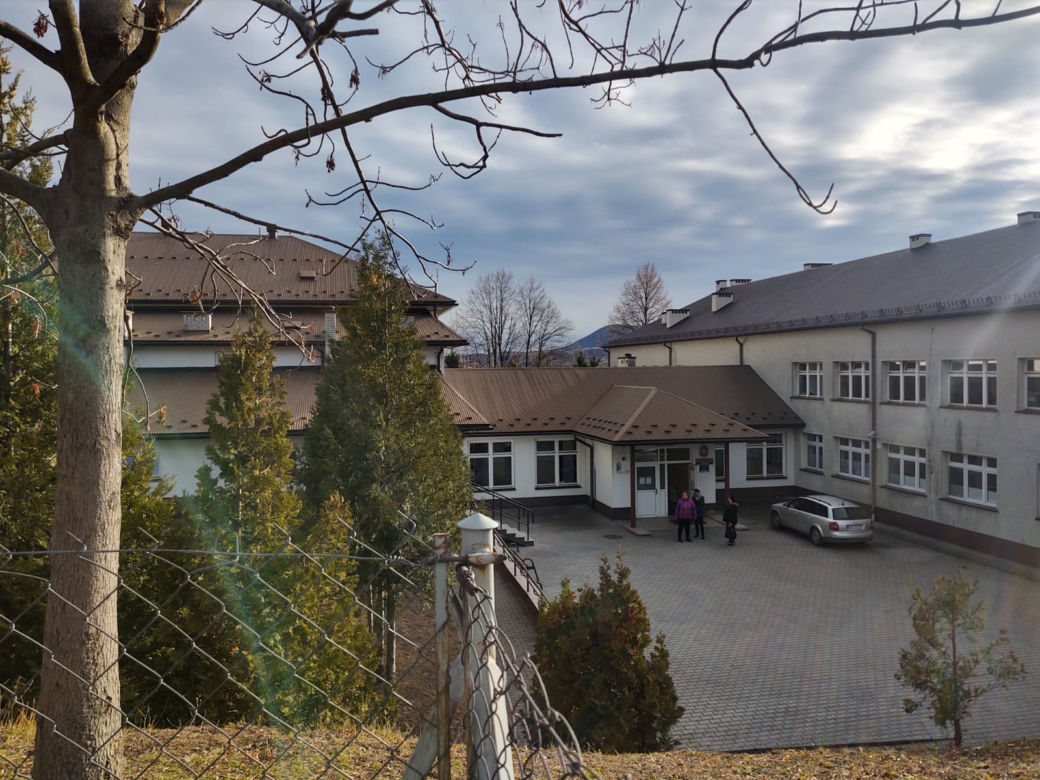 Siołkowa. 9-latek ranny w wypadku. Chłopca zabrał śmigłowiec ratowniczy