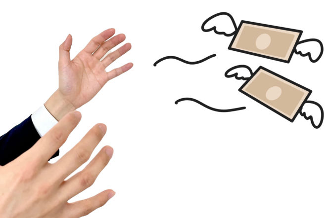 Błędy, które kosztują fortunę. Gdzie uciekają pieniądze?