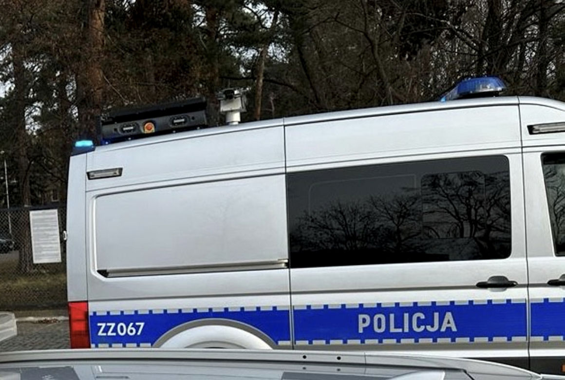 Koszmarny wypadek w Wawrze. Autobus miejski potrącił kobietę na pasach