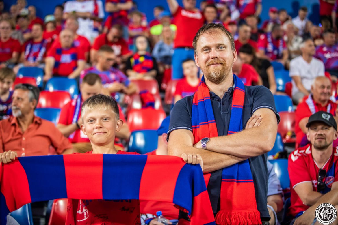 Raków Częstochowa - Legia Warszawa w meczu o Puchar Polski. Ponad 5 tys. widzów na trybunach!