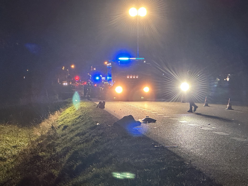 Horror na dk 92. Ciężarówka zmiotła pieszego. 30-latek walczy o życie w szpitalu