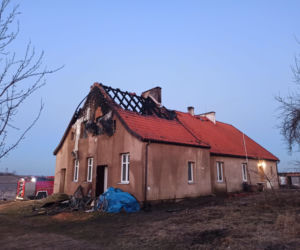 Dwie osoby zginęły w pożarze! Wielka tragedia pod Bartoszycami [ZDJĘCIA]