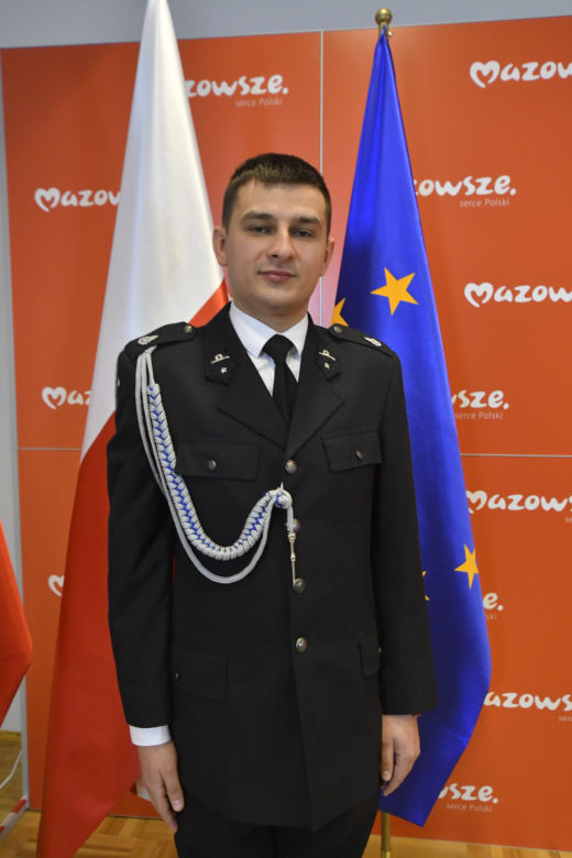 Marszałek przyznał nagrody. 15-letnia bohaterka została "Strażakiem Miesiąca"