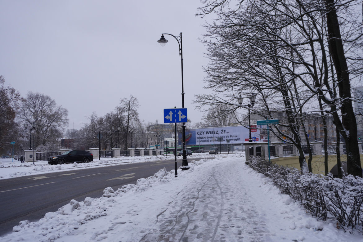 Sytuacja na drogach w Białymstoku. Styczniowy atak zimy w Podlaskiem