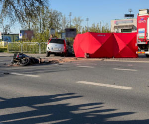 Dwa śmiertelne wypadki na drogach Mazowsza. Rowerzysta i motocyklista zginęli po potrąceniu