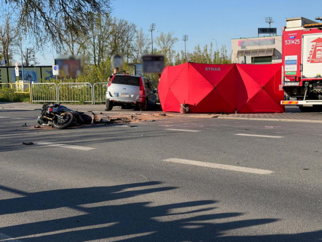 Dwa śmiertelne wypadki na drogach Mazowsza. Rowerzysta i motocyklista zginęli po potrąceniu