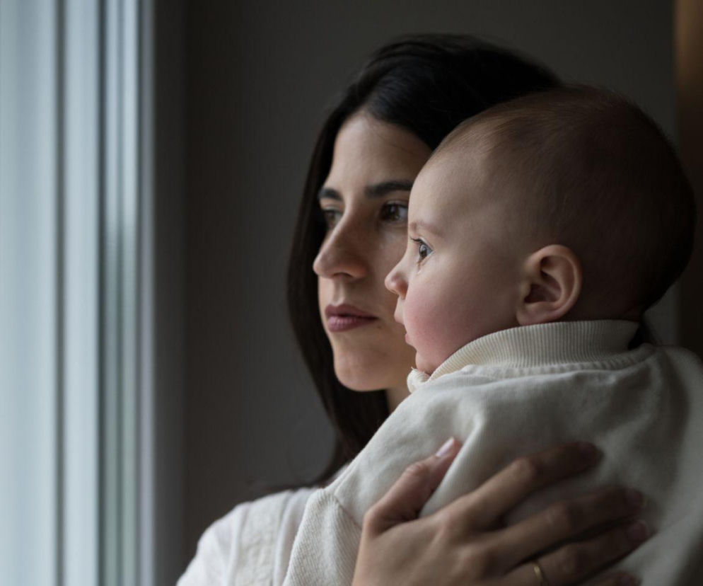 Kochasz dziecko, ale tęsknisz za dawnym życiem? Ten kryzys to natura