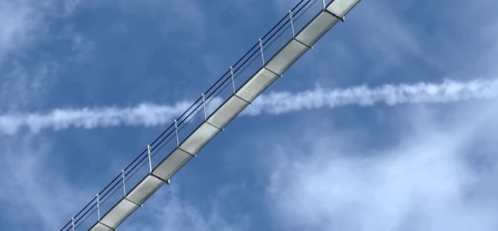 Most Skywalk Willingen w Niemczech