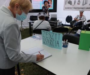 16 000 za zduszenie strajku, 3000 za ratowanie życia