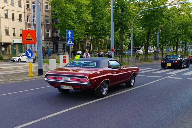 Parada zabytkowych pojazdów w Szczecinie