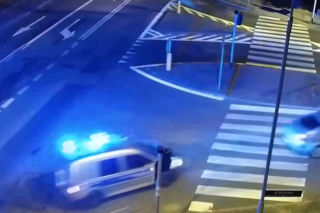 Pościg jak z filmu akcji. 20-letni Ukrainiec zderzył się czołowo z radiowozem