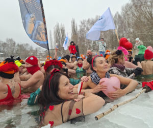 Historyczny I Zlot Morsów w Starachowicach