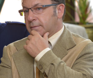 Zbigniew Zamachowski kiedyś i dziś. Tak przez lata zmieniał się głos Shreka i aktor z Trzech kolorów