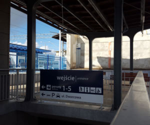 Kończą się prace na peronie 6 w Lesznie