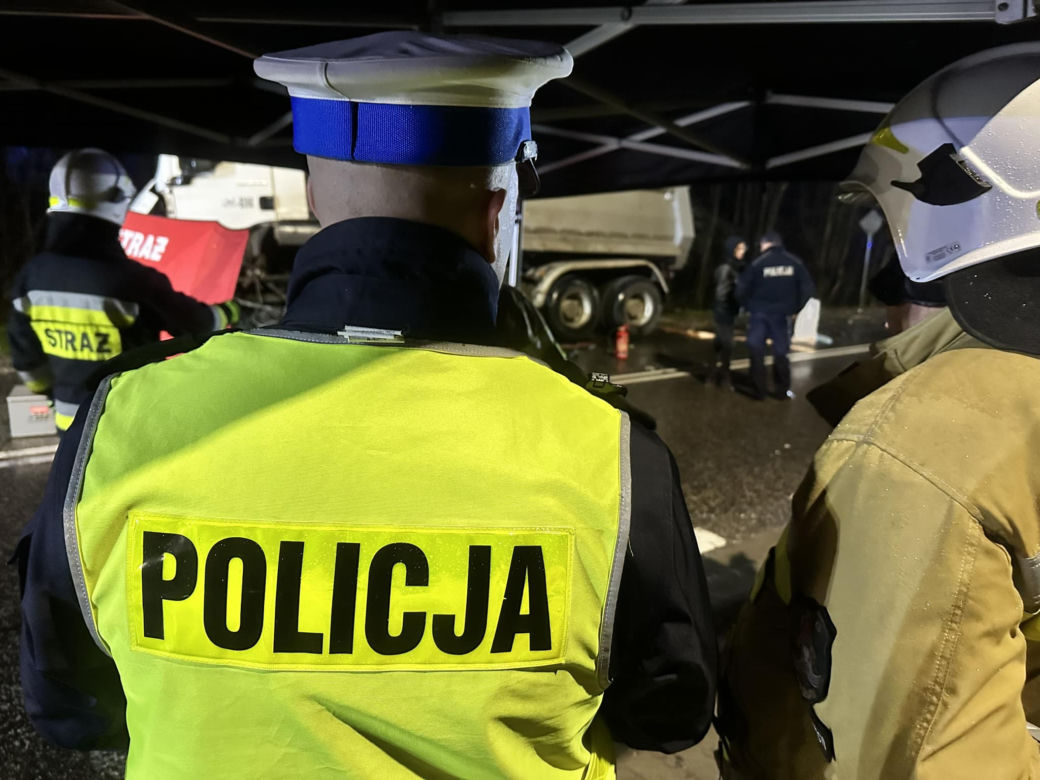 Tragedia w miejscowości Stara Słupia. W wypadku zginęły cztery osoby