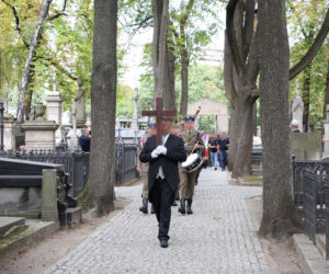 Tak pożegnały Jana Frycza córka i wnuczka. Trudno się nie rozpłakać