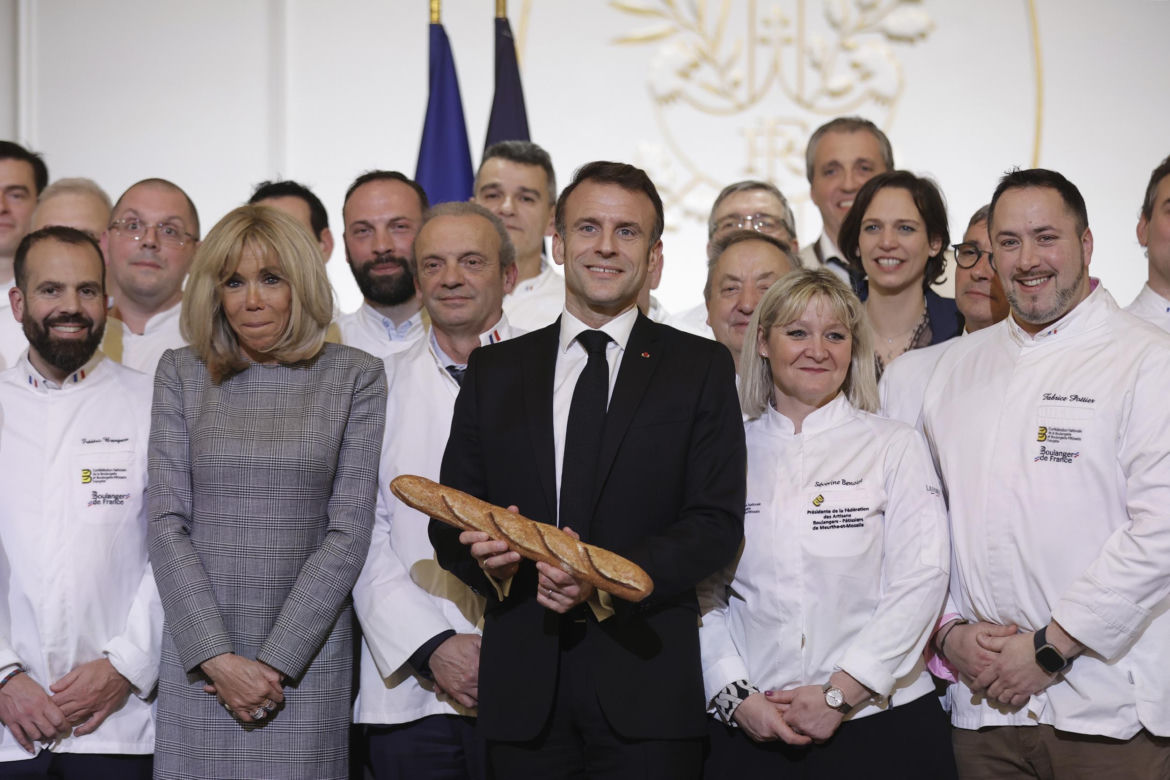 "Żona prezydenta jest facetem!". Wściekły Macron przerywa milczenie!