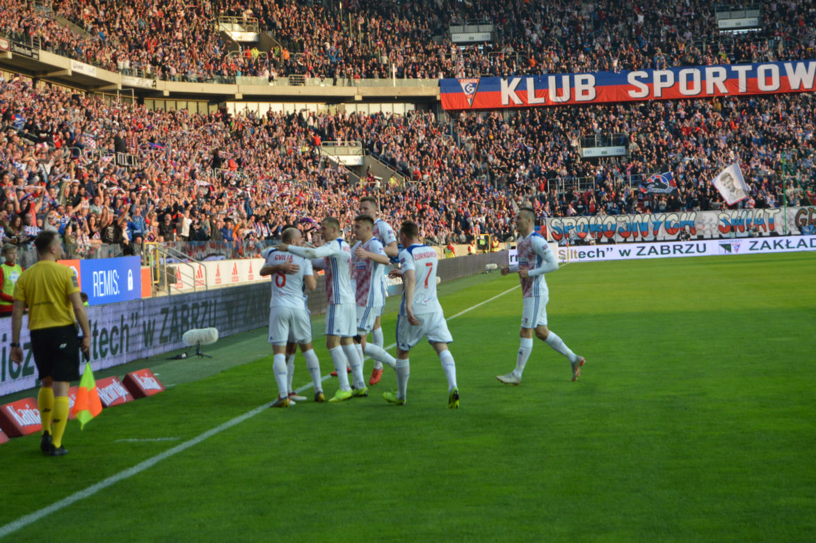Górnik Zabrze - Legia Warszawa 1:2. Niewykorzystane sytuacje się mszczą [ZDJĘCIA KIBICÓW]