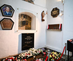 Grób Pawła Adamowicza w rocznicę tragedii