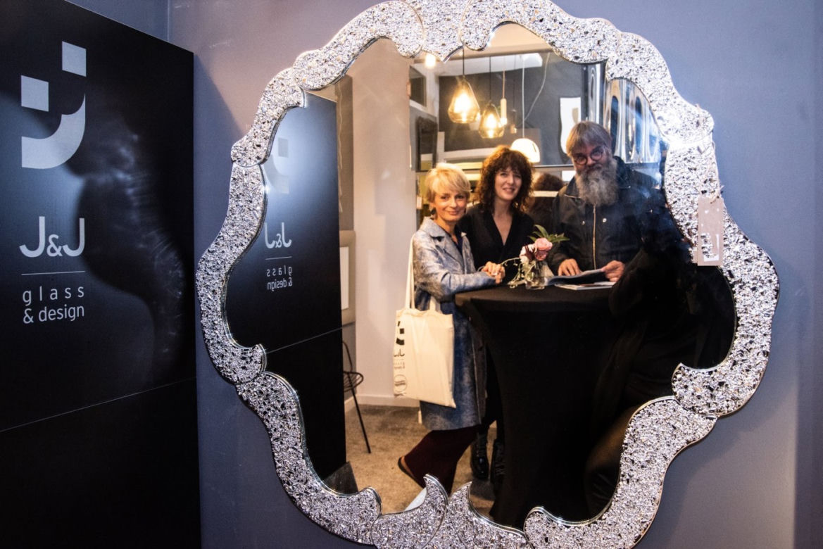 J&J glass & design w CHŁODNA 11 CONCEPT. Włoskie lustra w centrum Warszawy