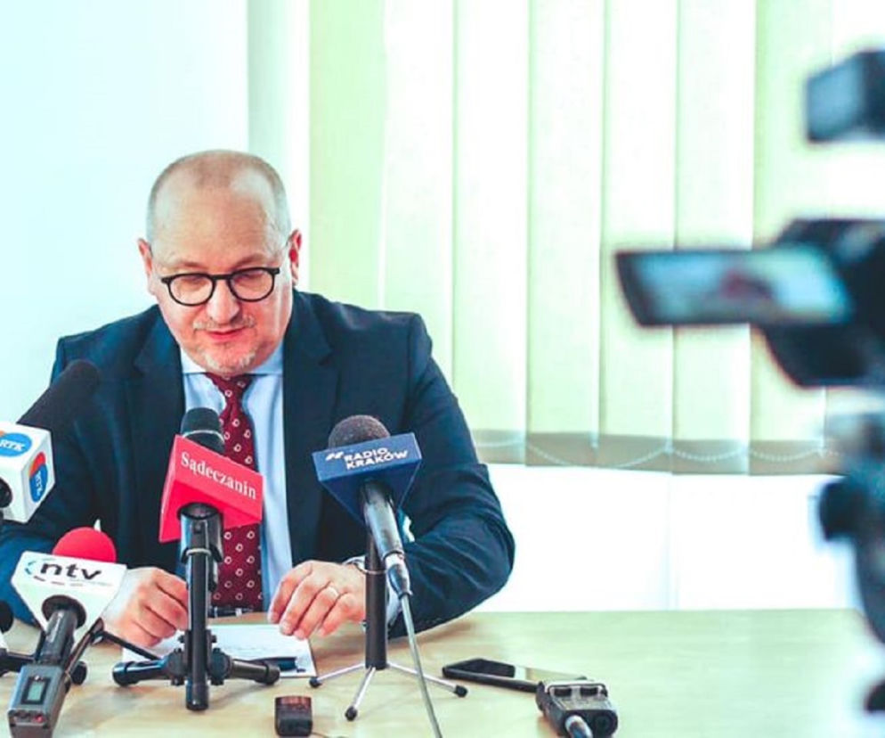PiS stracił większości w radzie Nowego Sącza. Krzysztof Głuc odchodzi