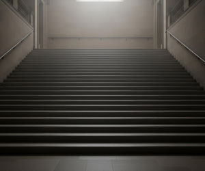 Kwas masłowy w zabytkowej kamienicy. Kim jest podejrzany i dlaczego to zrobił?