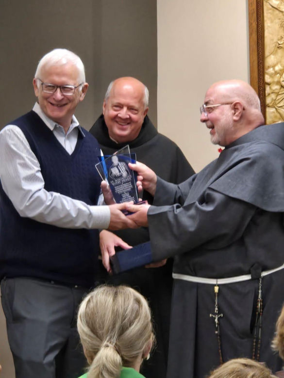 Pomnik św. Maksymiliana Marii Kolbego odsłonięty w Marytown w  Libertyville, IL