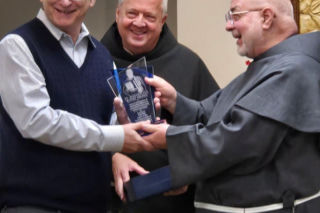 Pomnik św. Maksymiliana Marii Kolbego odsłonięty w Marytown w  Libertyville, IL