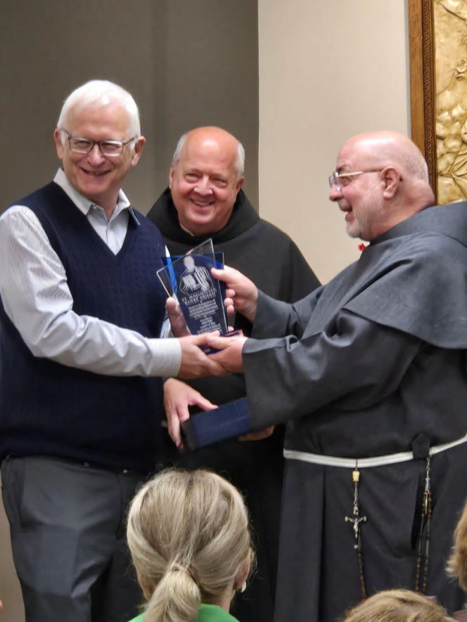 Pomnik św. Maksymiliana Marii Kolbego odsłonięty w Marytown w  Libertyville, IL