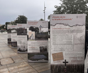 Imiona zamiast statystyk. Wystawa „Wołyń 1943” [AUDIO +GALERIA]
