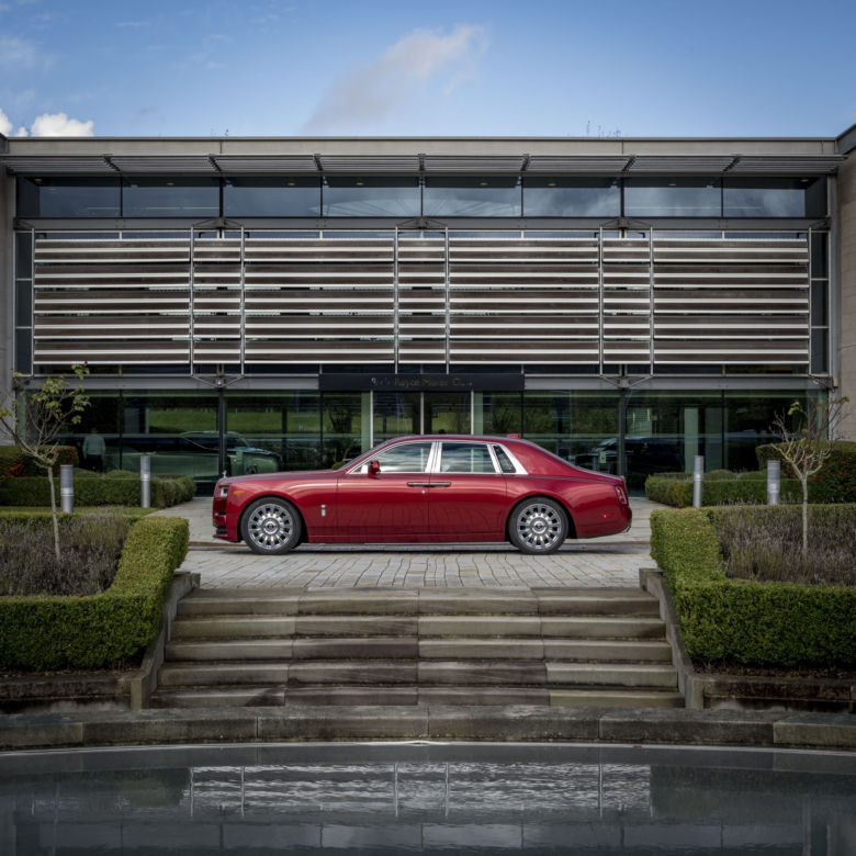 Rolls Royce Red Phantom 