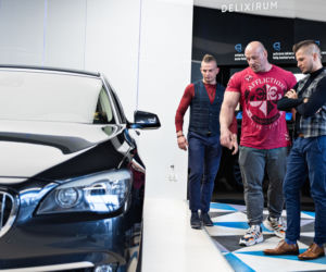 Robert Burneika jeździ wycackanym BMW 750Li