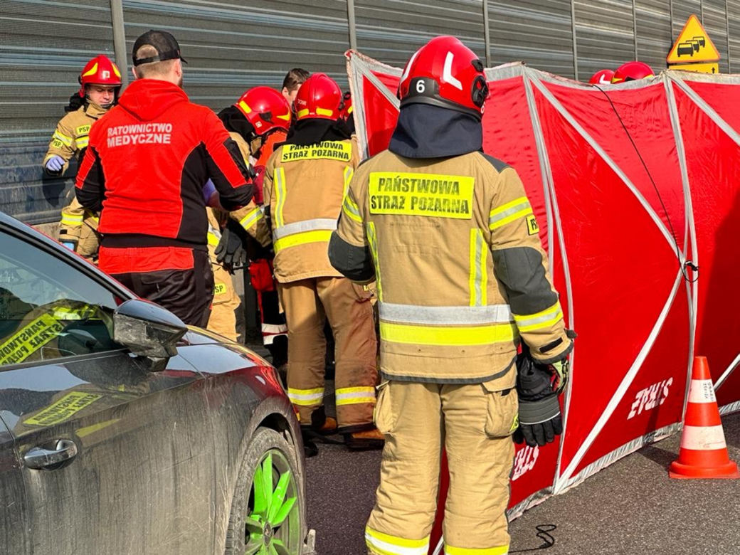  Tragiczny wypadek na S8. Chciała pomóc, straciła nogę