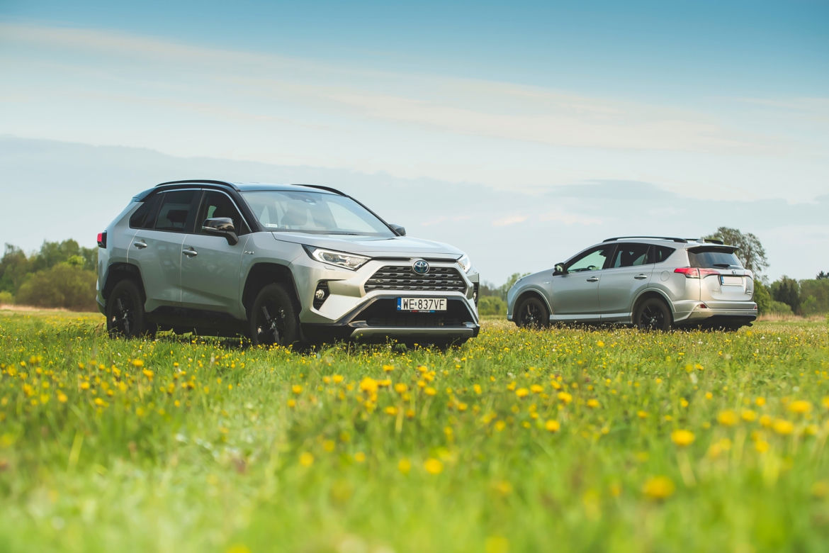 Toyota RAV4 piąta generacja & Toyota RAV4 czwarta generacja