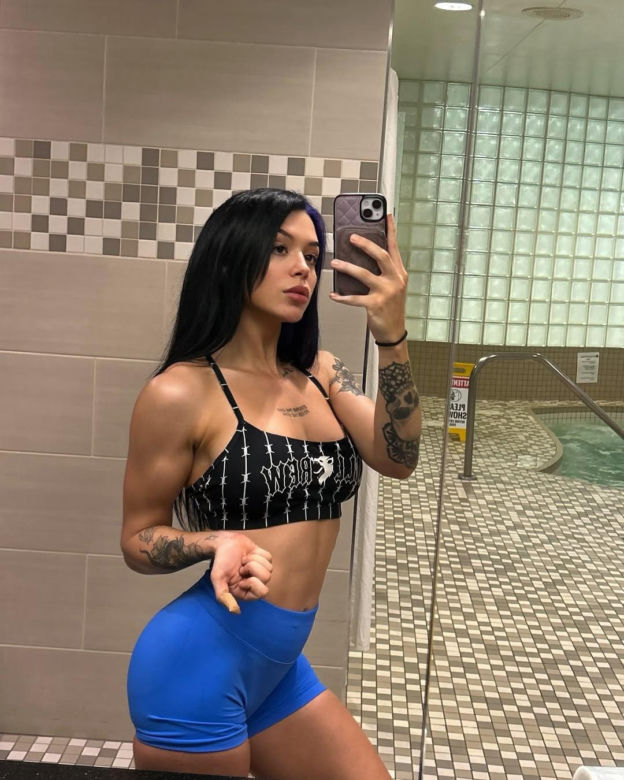 Elayna Black/Cora Jade