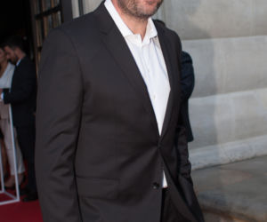 TOMASZ KAROLAK