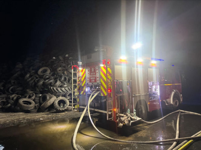 Pożar w zakładzie utylizacji opon w Rożentalu