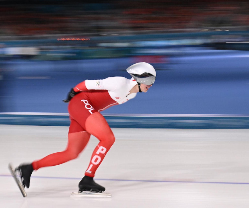 Władimir Semirunnij z olimpijskim srebrem. Tak zachował się na podium