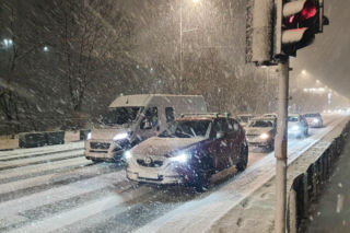  Zima znowu atakuje! Śnieg, deszcz i mróz. Synoptycy nie zostawiają złudzeń [Prognoza na 27.11.2025]