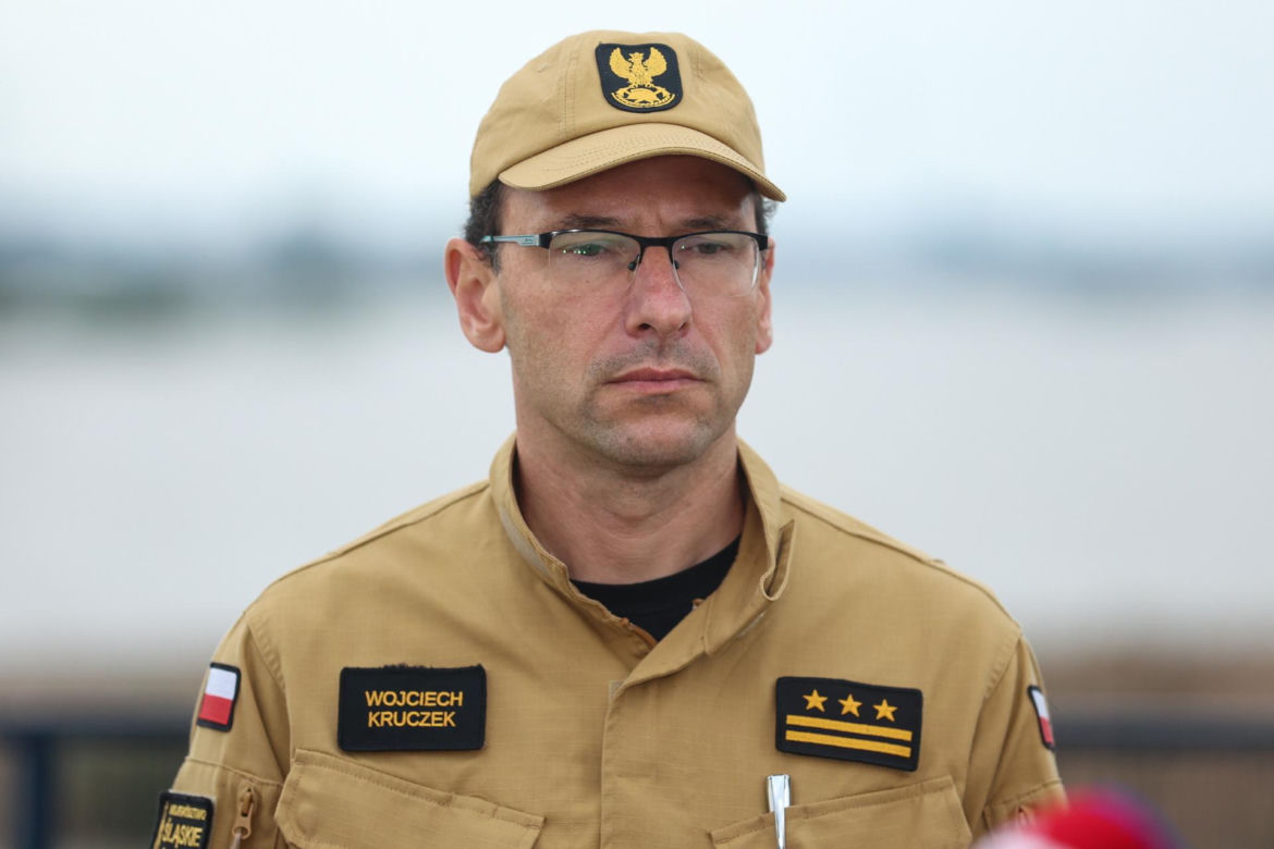 Przeciek na zaporze Racibórz. Na miejscu wojsko. Nowe informacje