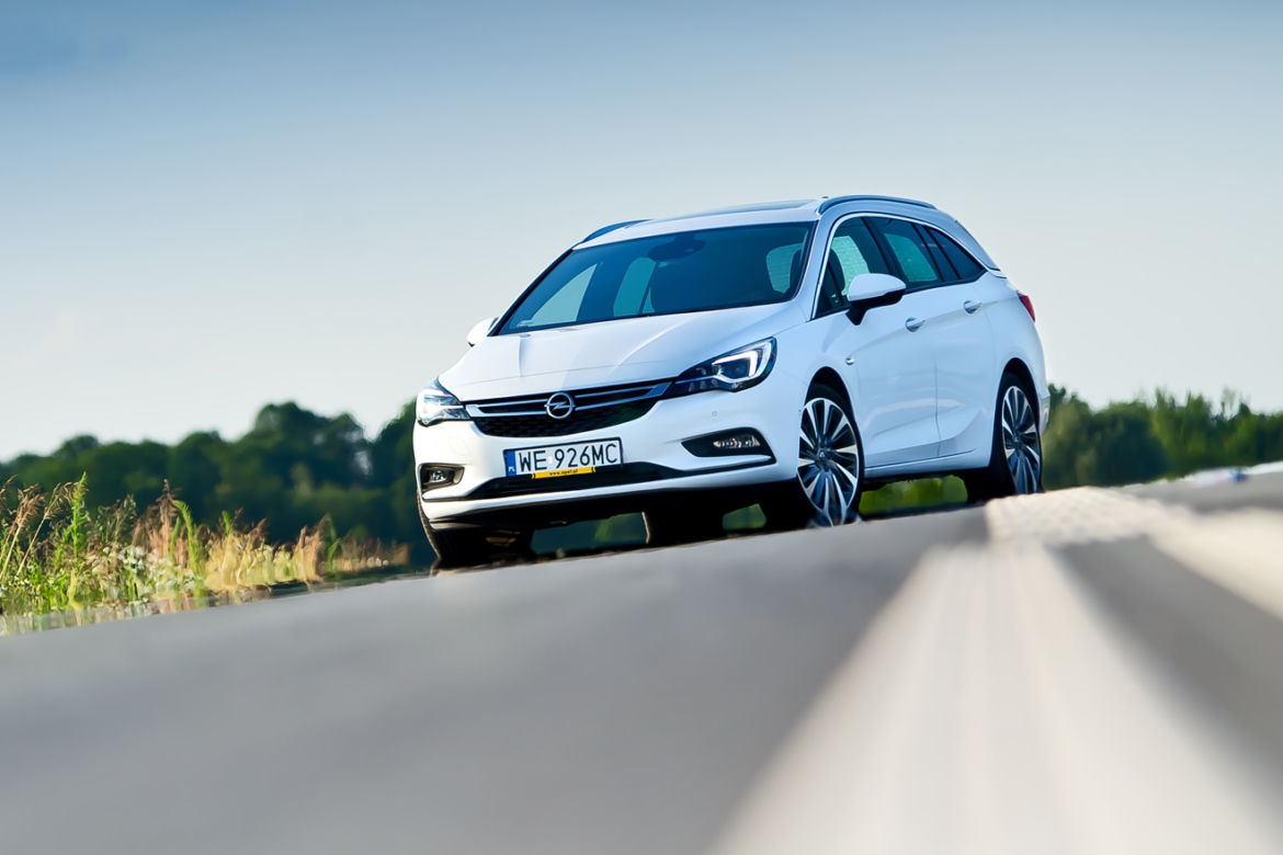 Opel Astra Sports Tourer 1.6 CDTi BiTurbo Elite