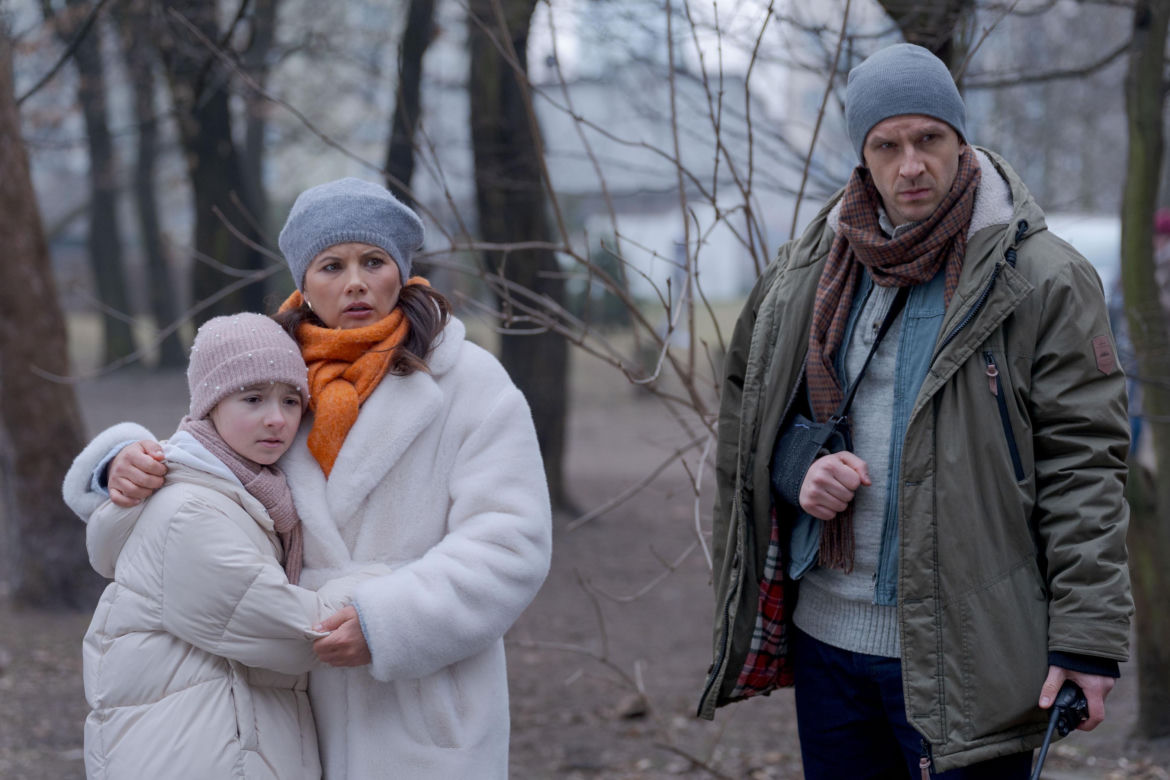Przyjaciółki 25 sezon, odc. 301. Dorotka (Agnieszka Sienkiewicz-Gauer), Norbert (Jacek Knap), Mirandka (Zoja Szymczyk)