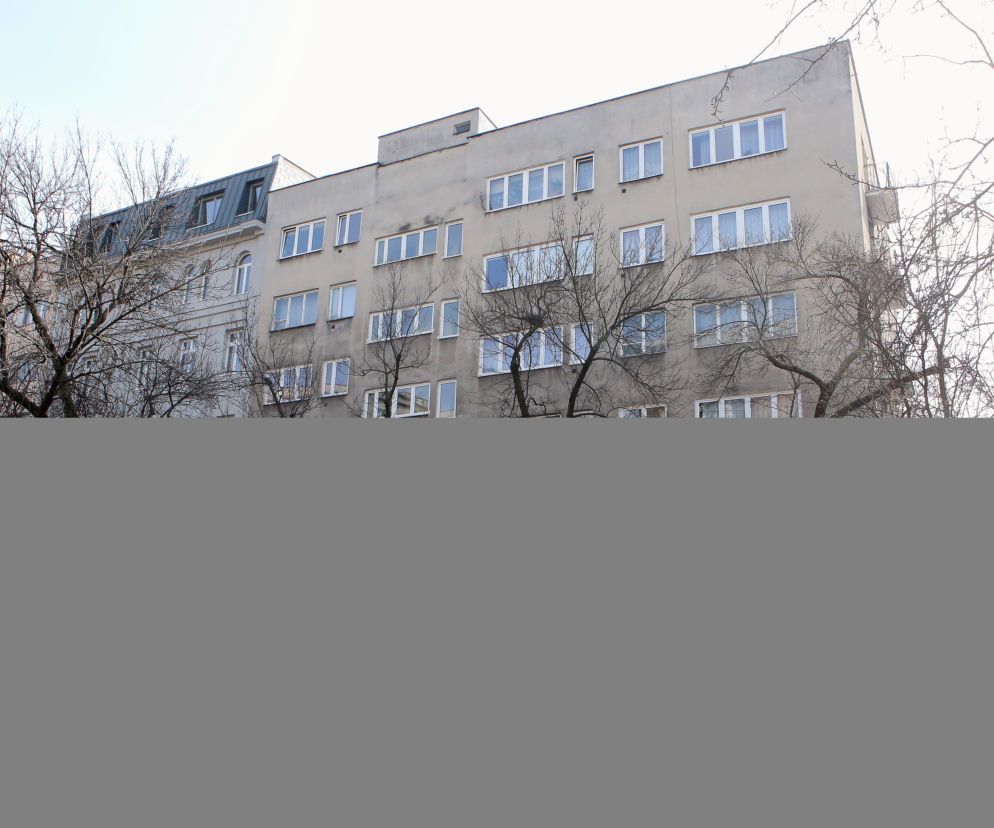 Hoża 25