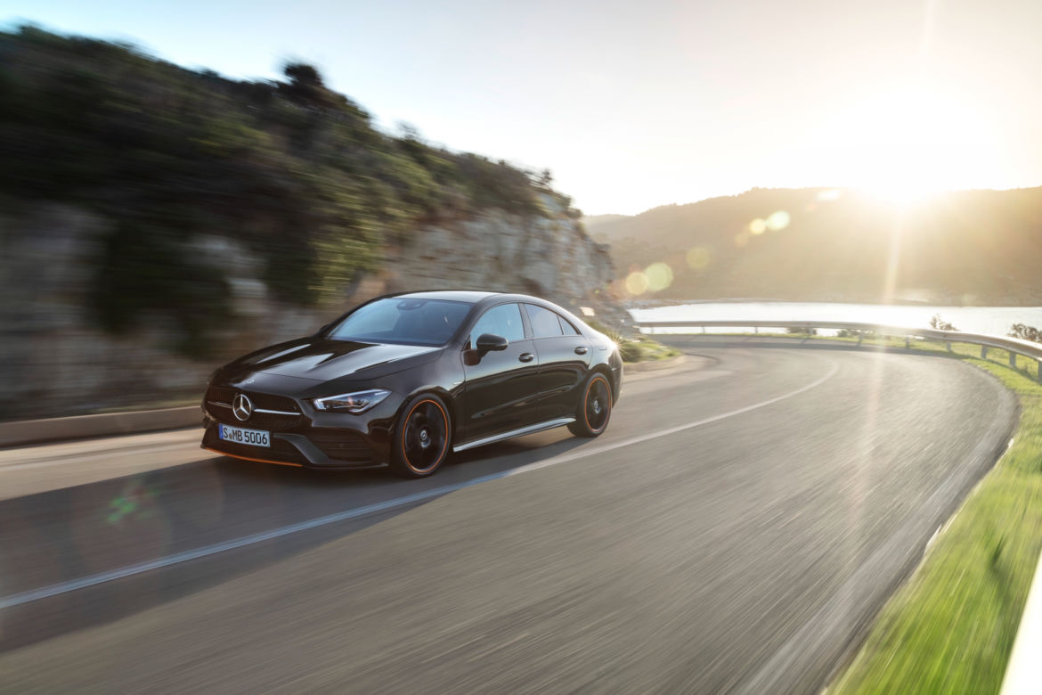 Mercedes-Benz CLA Coupe Edition Orange Art AMG Line