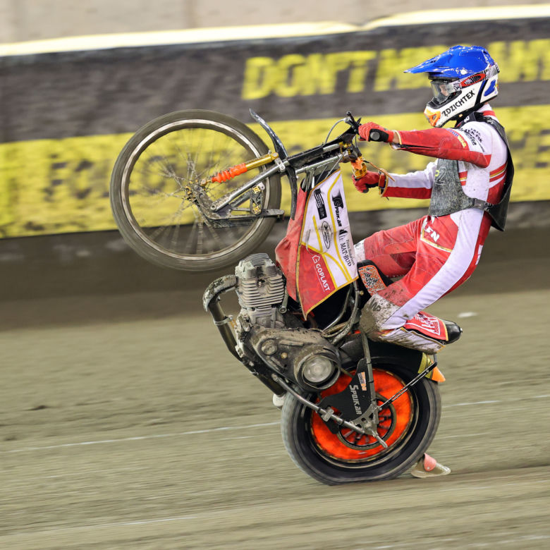 Mateusz Cierniak mistrzem świata juniorów. Polska noc w Toruniu. Galeria zdjęć z SGP2 na Motoarenie