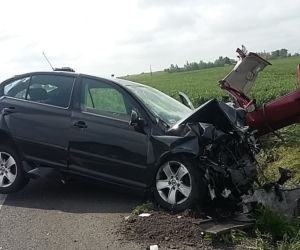 Koszmarny wypadek w Głuchowie pod Toruniem - dwie ofiary śmiertelne, w tym 7-latka