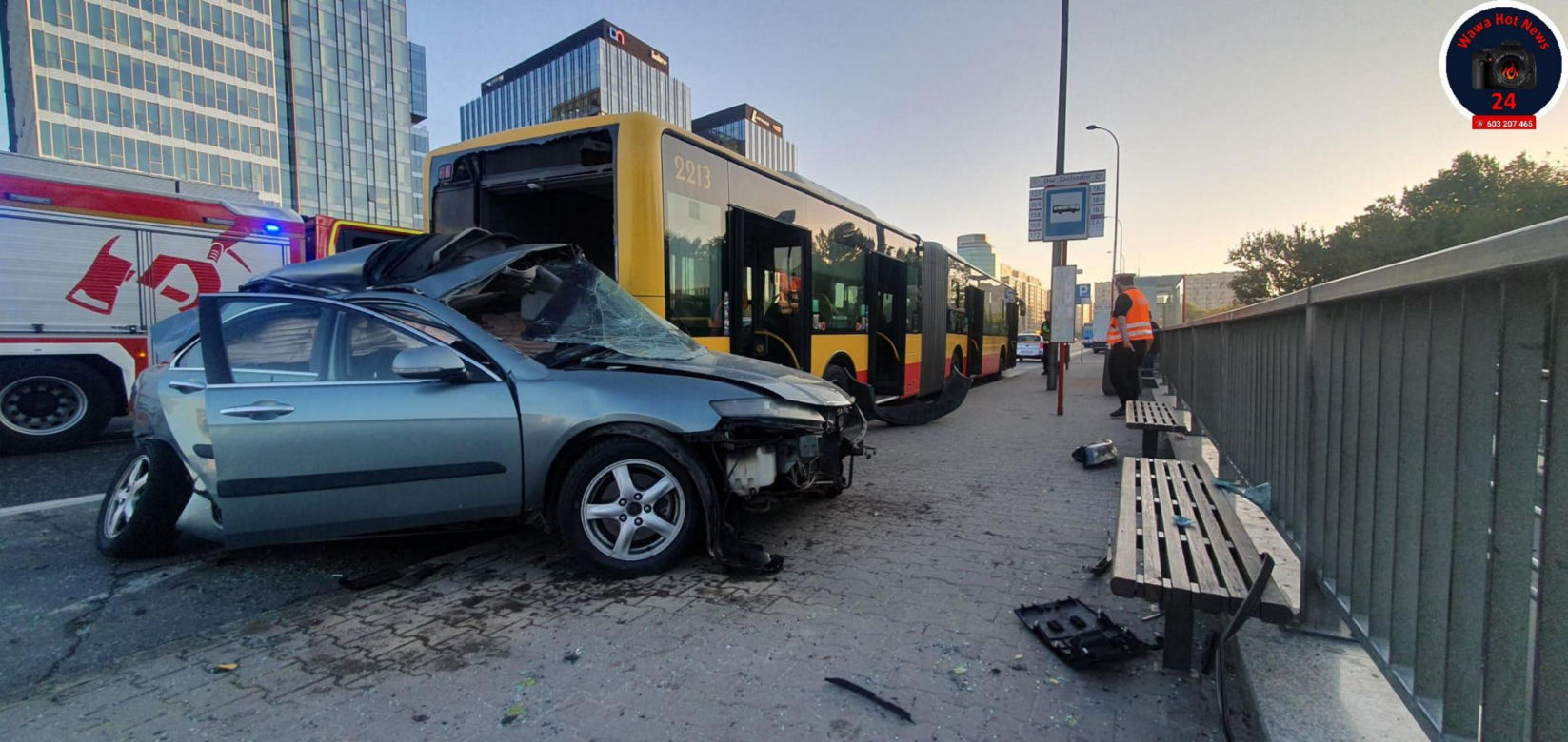 24-latek wbił się w tył autobusu i zmarł. Tragedia w Al. Jerozolimskich w Warszawie