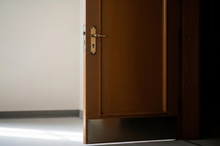 Proces Happy Dog. Właściciel chciał wyłączyć sędziego, sąd podjął kluczową decyzję.